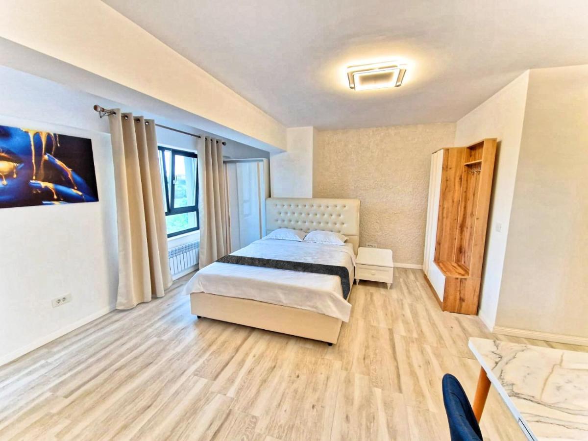 יאשי Apart Hotel Fusion Tower מראה חיצוני תמונה